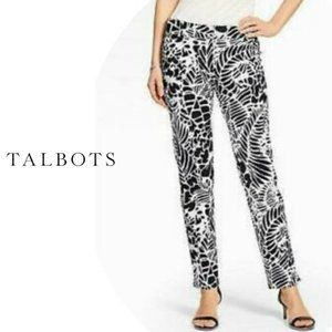 ▪️⚪️ size 2P Talbots black and white pants!